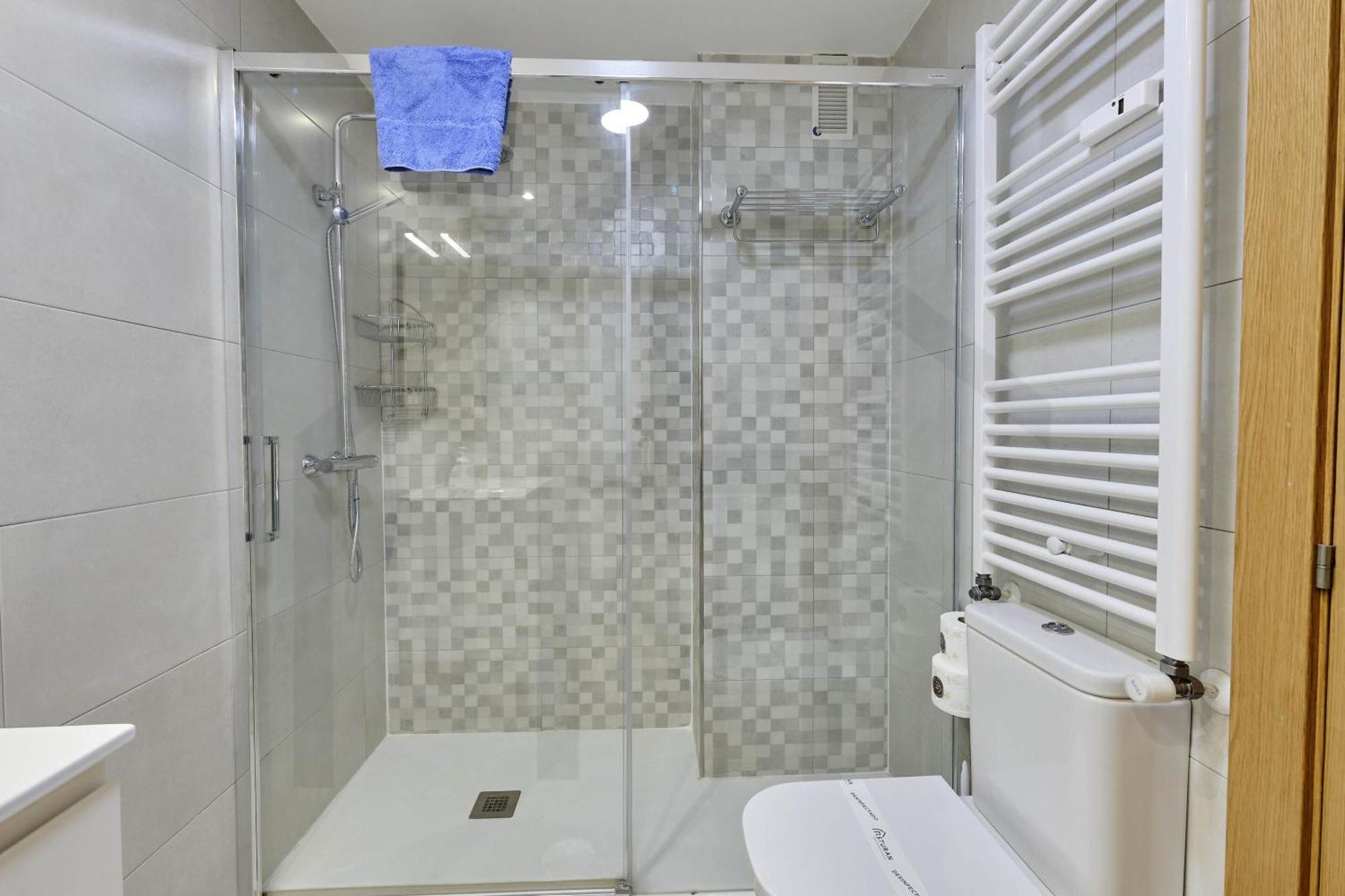 Campoamor Centro - Coqueto Apartamento Con Wifi. Oviedo Kültér fotó